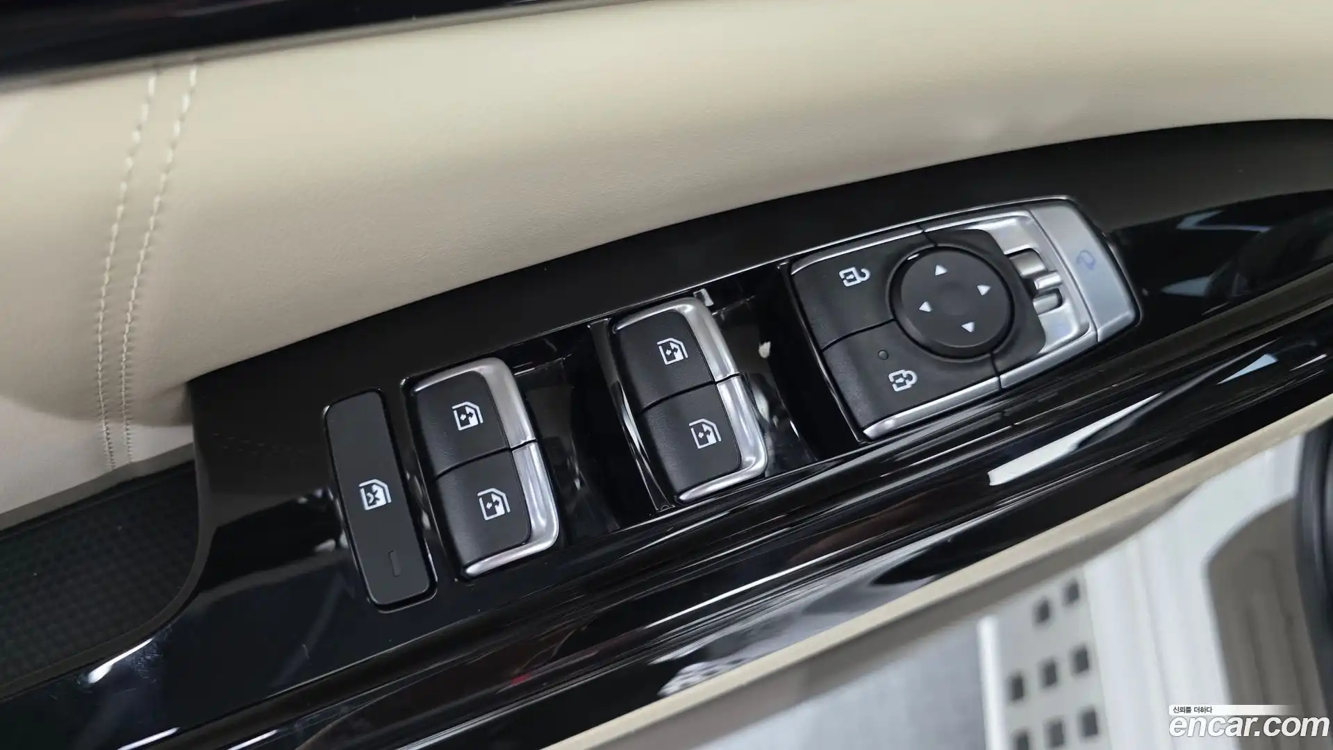 Canival Kia 2021.8-OPTION-049