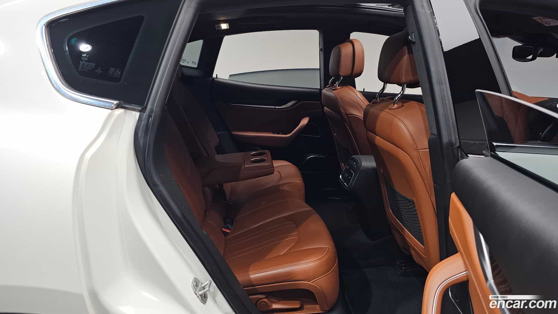Levante Maserati 2020.7-OPTION-015