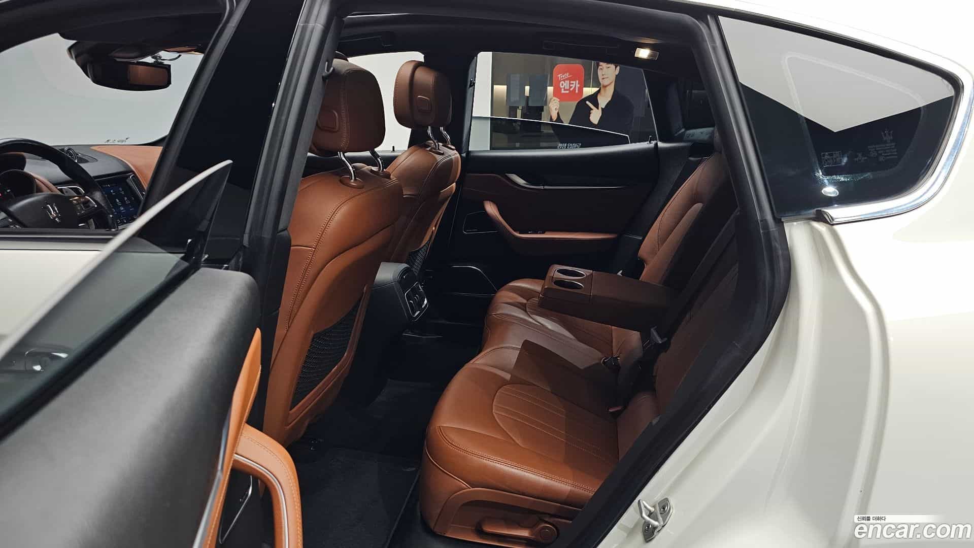 Levante Maserati 2020.7-OPTION-016