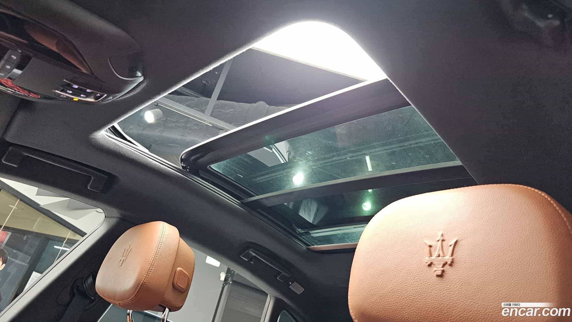 Levante Maserati 2020.7-OPTION-023