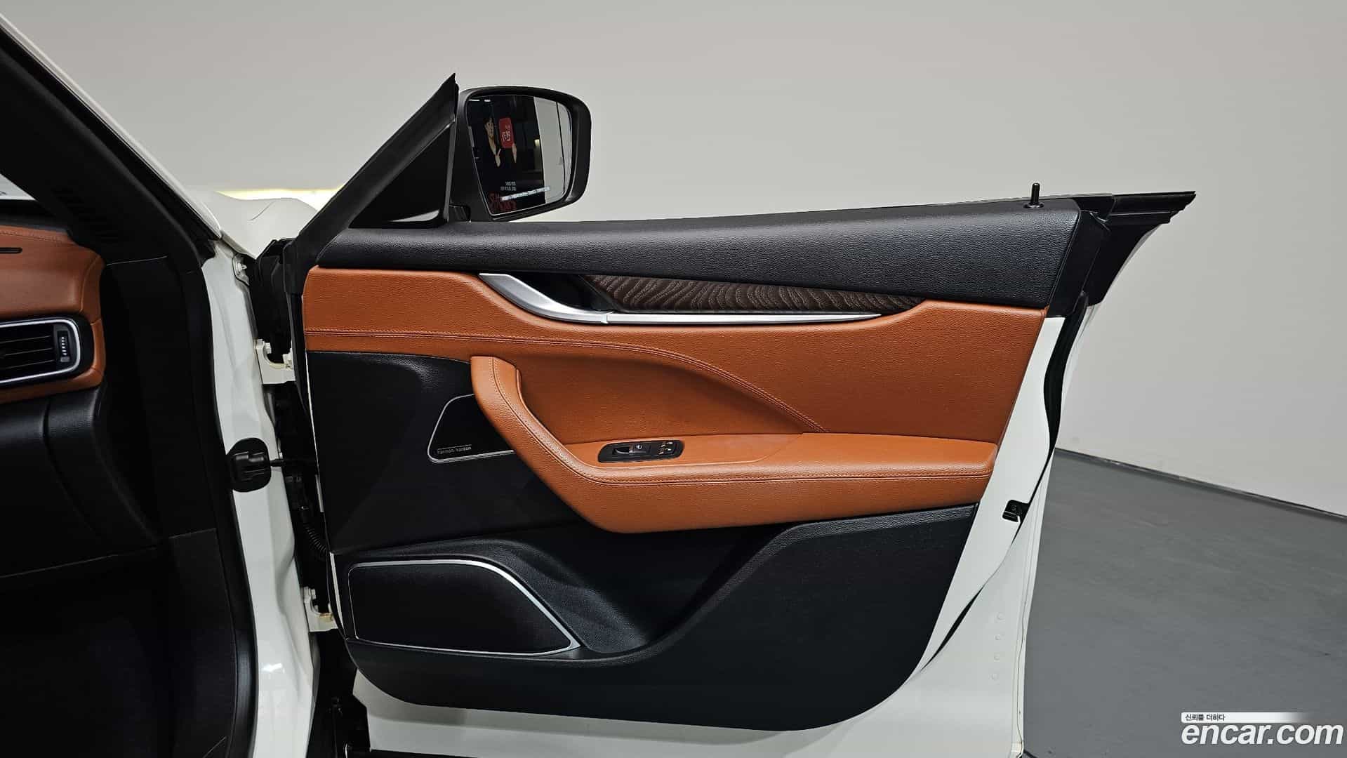 Levante Maserati 2020.7-INNER-034