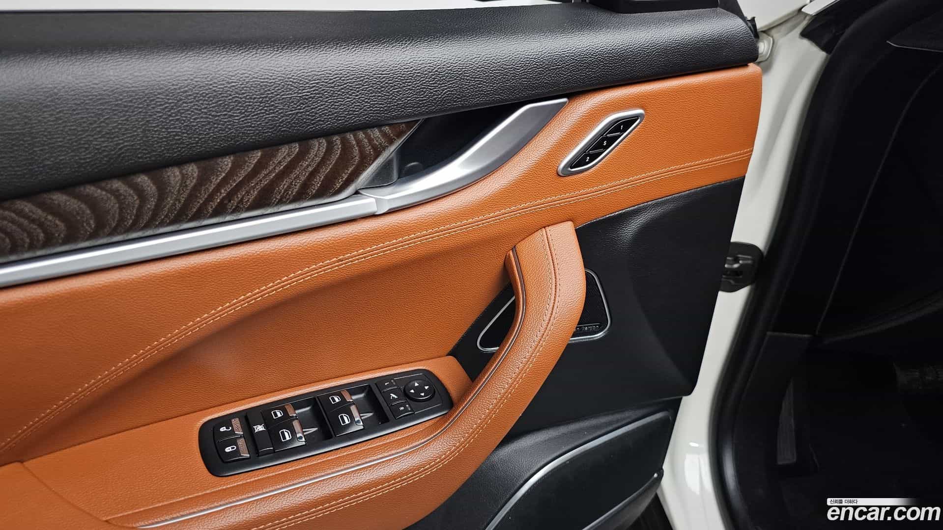 Levante Maserati 2020.7-OPTION-050