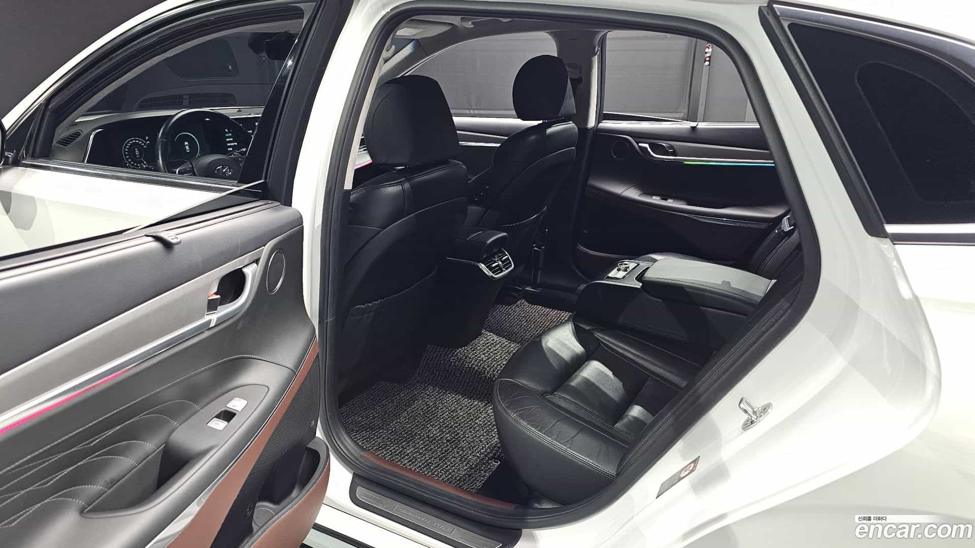 Grandeur Hyundai 2021.2-OPTION-016