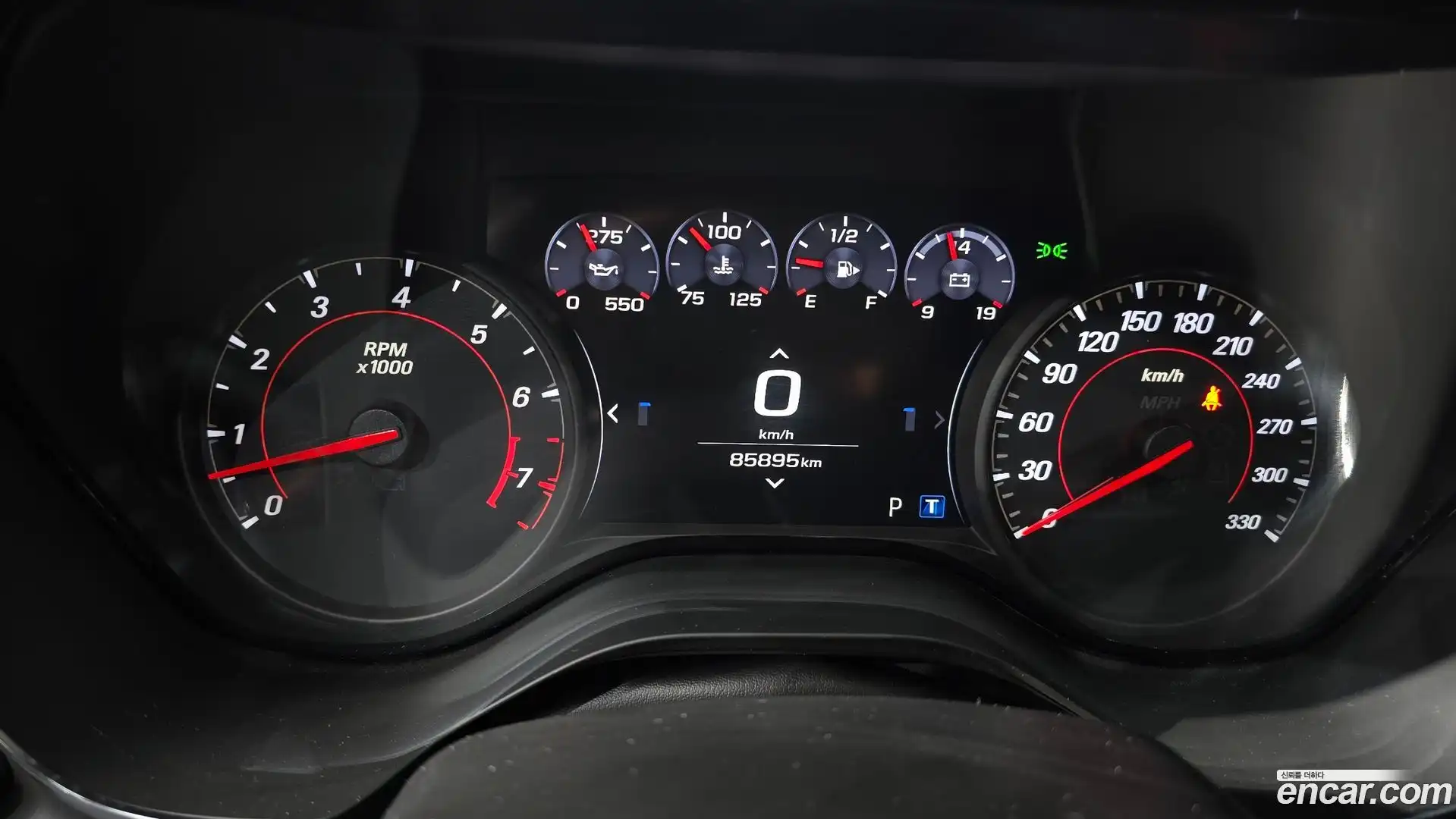 Camaro Chevrolet 2019.11-INNER-008