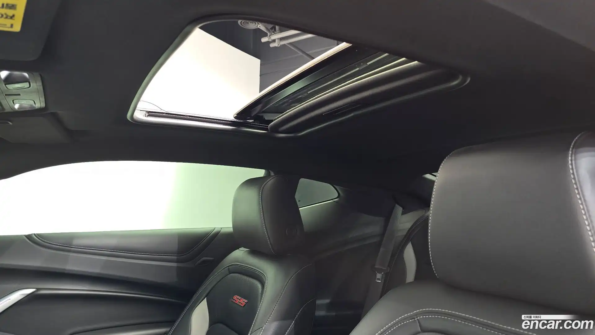 Camaro Chevrolet 2019.11-OPTION-020