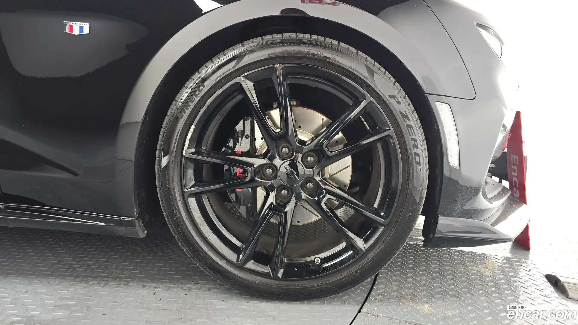 Camaro Chevrolet 2019.11-OUTER-031
