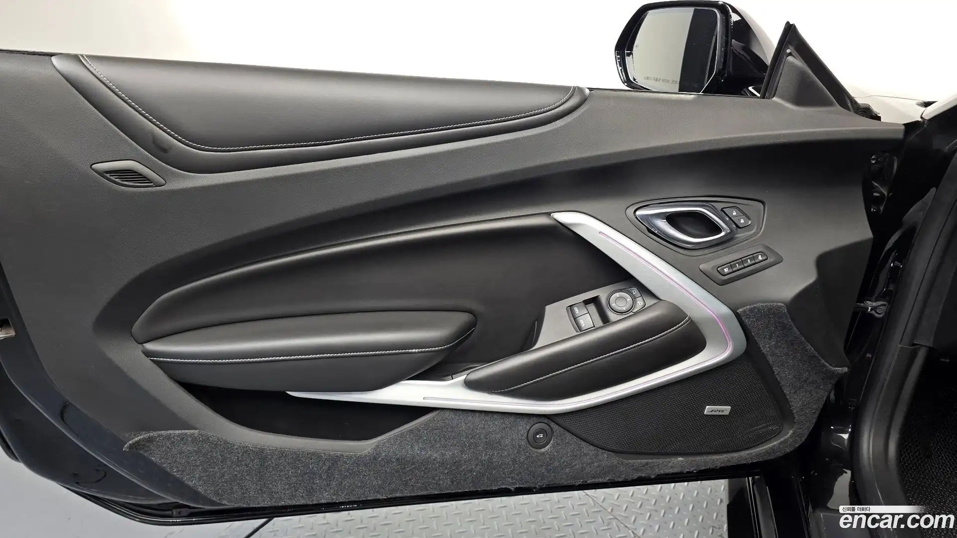 Camaro Chevrolet 2019.11-INNER-034