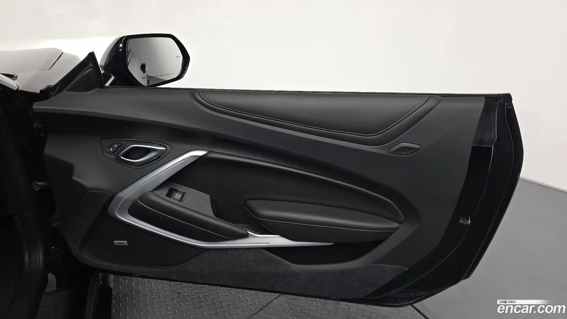 Camaro Chevrolet 2019.11-INNER-035