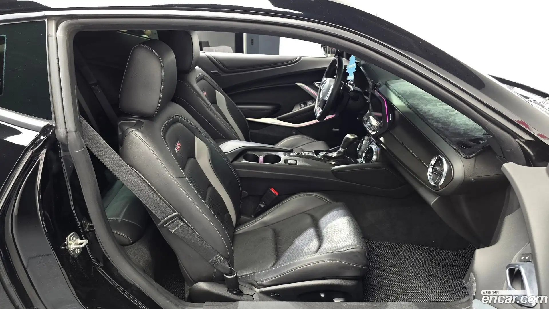 Camaro Chevrolet 2019.11-INNER-036