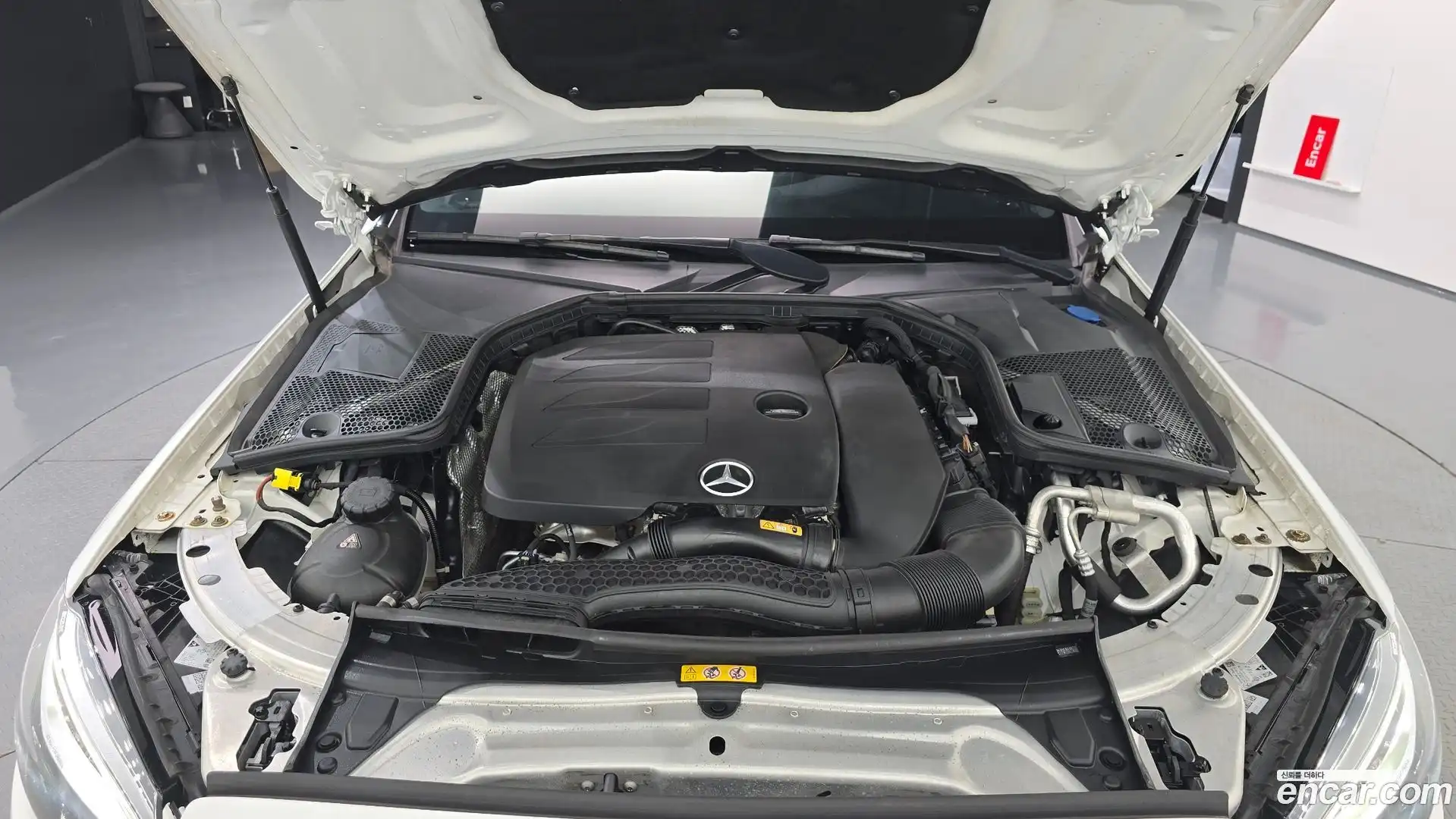 C-Class Mercedes-Benz 2020.5-OUTER-006