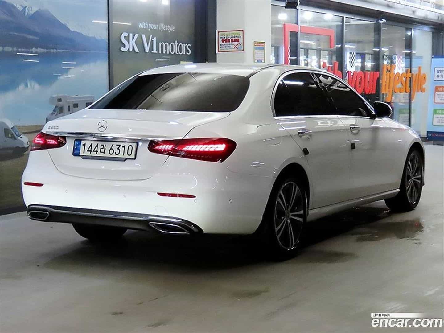 E-Class Mercedes-Benz 2020.11-OUTER-004