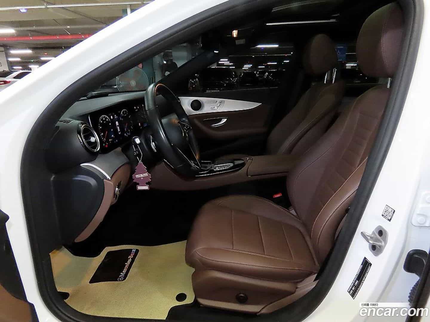 E-Class Mercedes-Benz 2020.11-OUTER-006