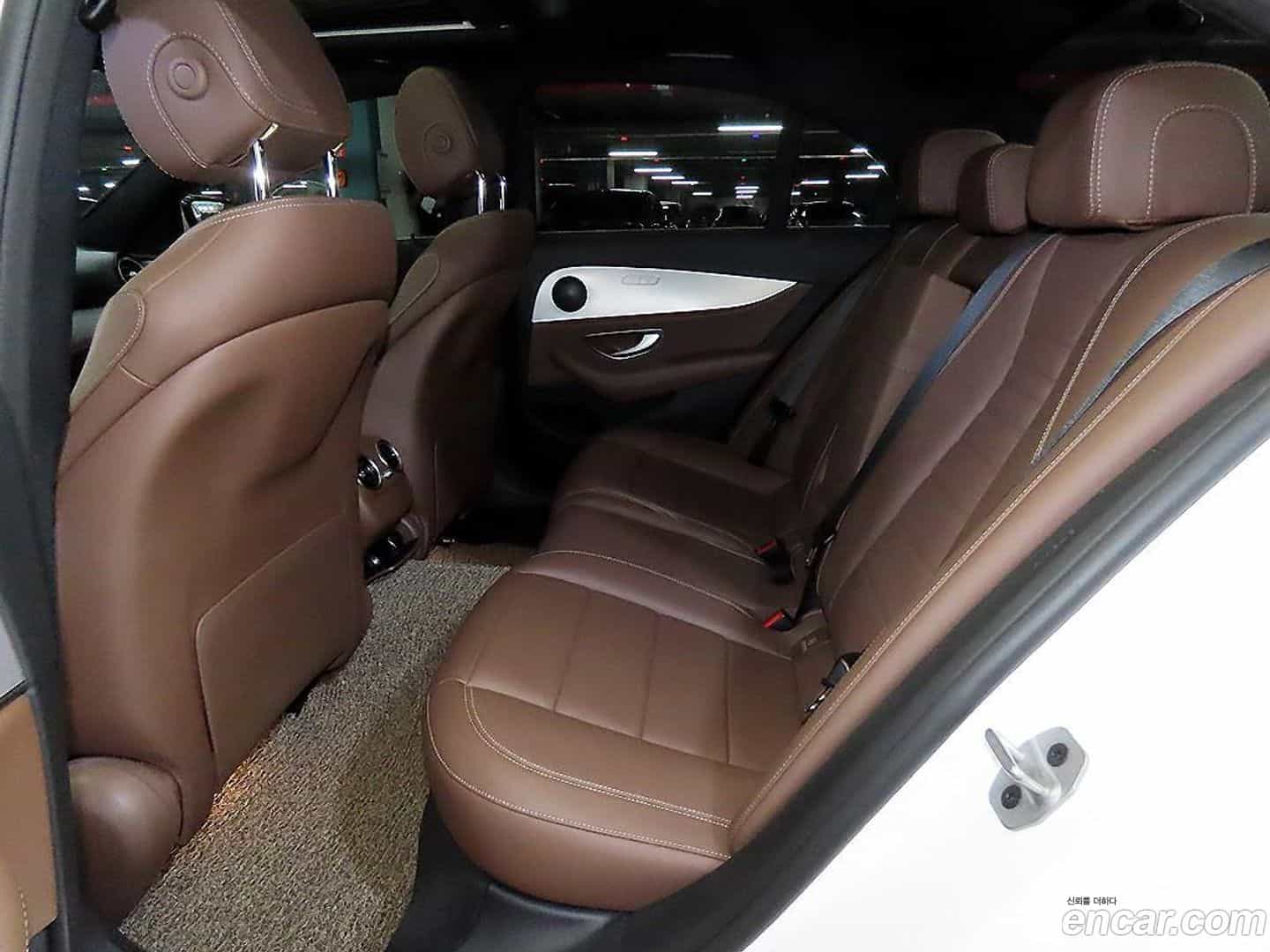 E-Class Mercedes-Benz 2020.11-INNER-007