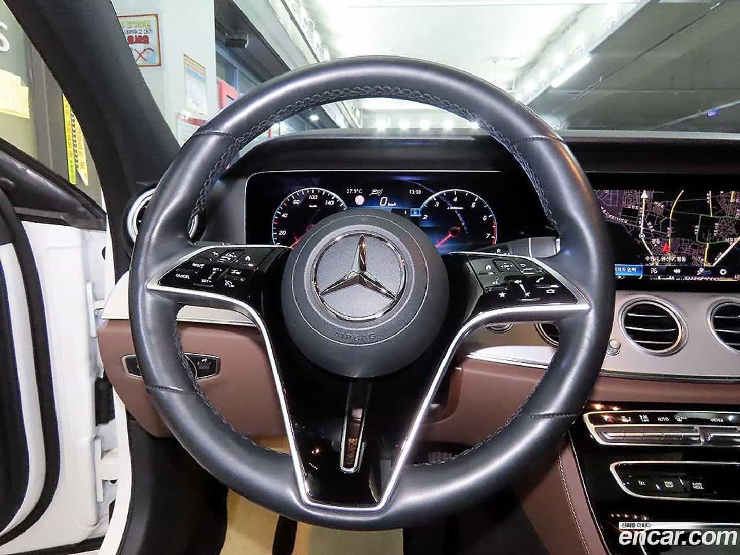 E-Class Mercedes-Benz 2020.11-INNER-008