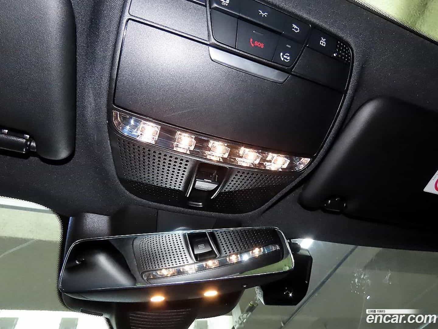 E-Class Mercedes-Benz 2020.11-OPTION-021