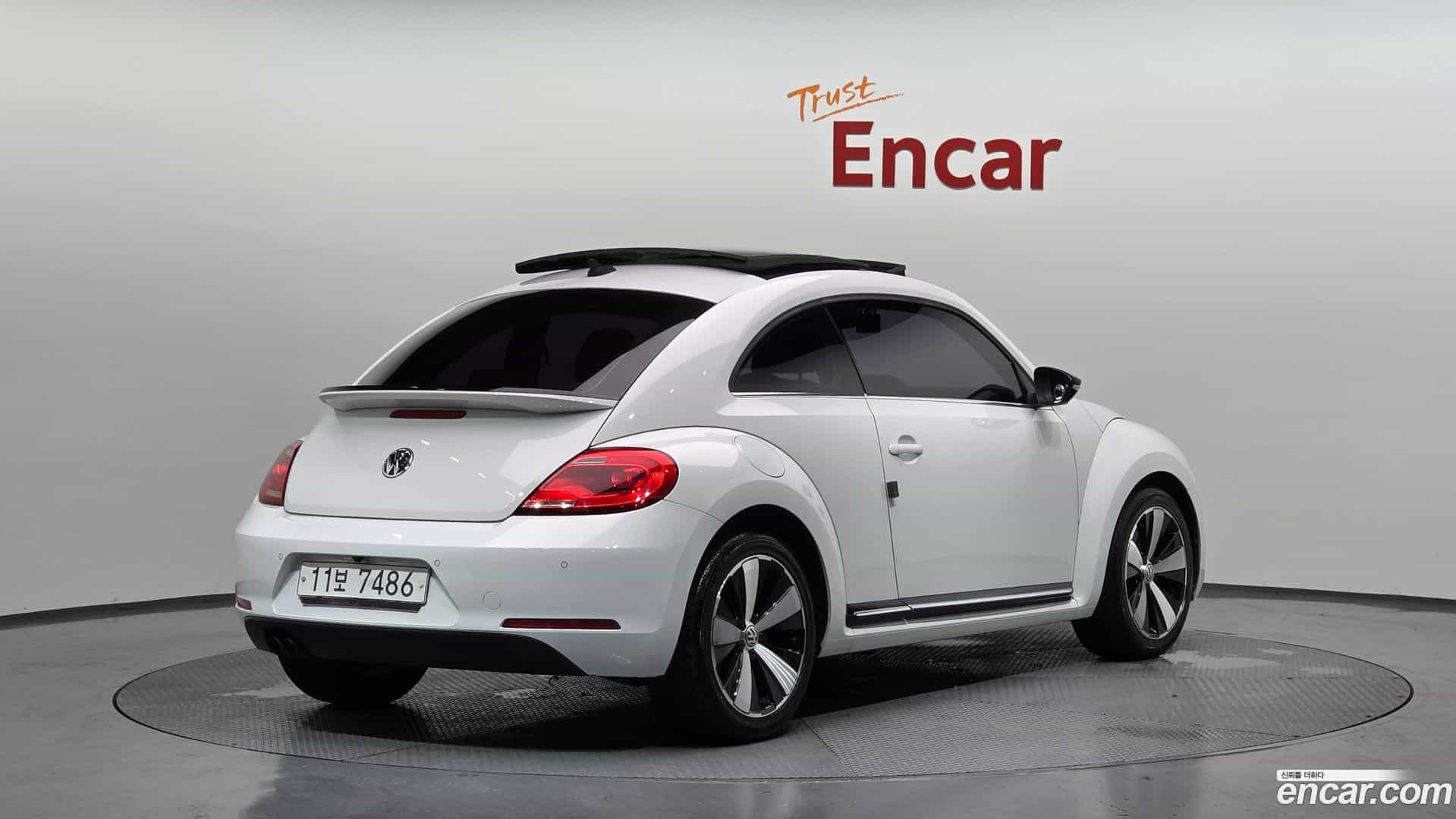 Beatle Volkswagen 2015.6-OUTER-002