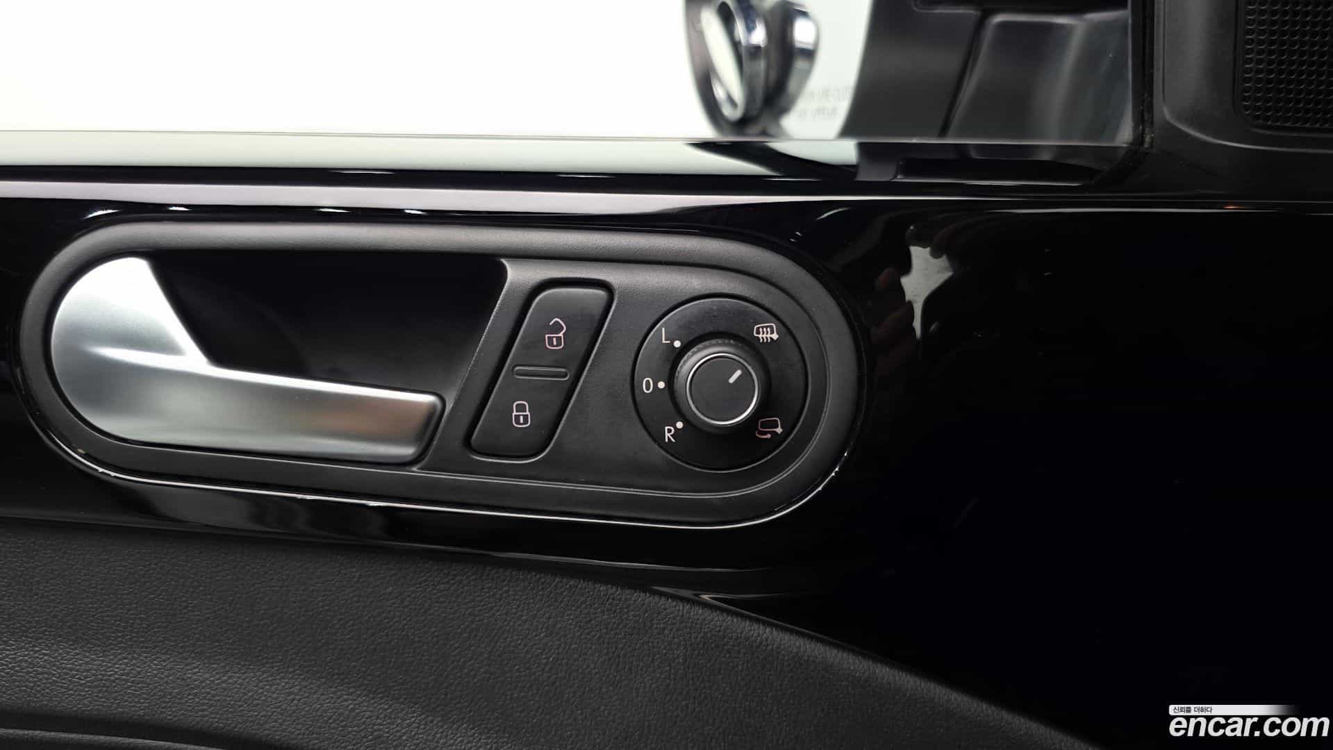 Beatle Volkswagen 2015.6-OPTION-021