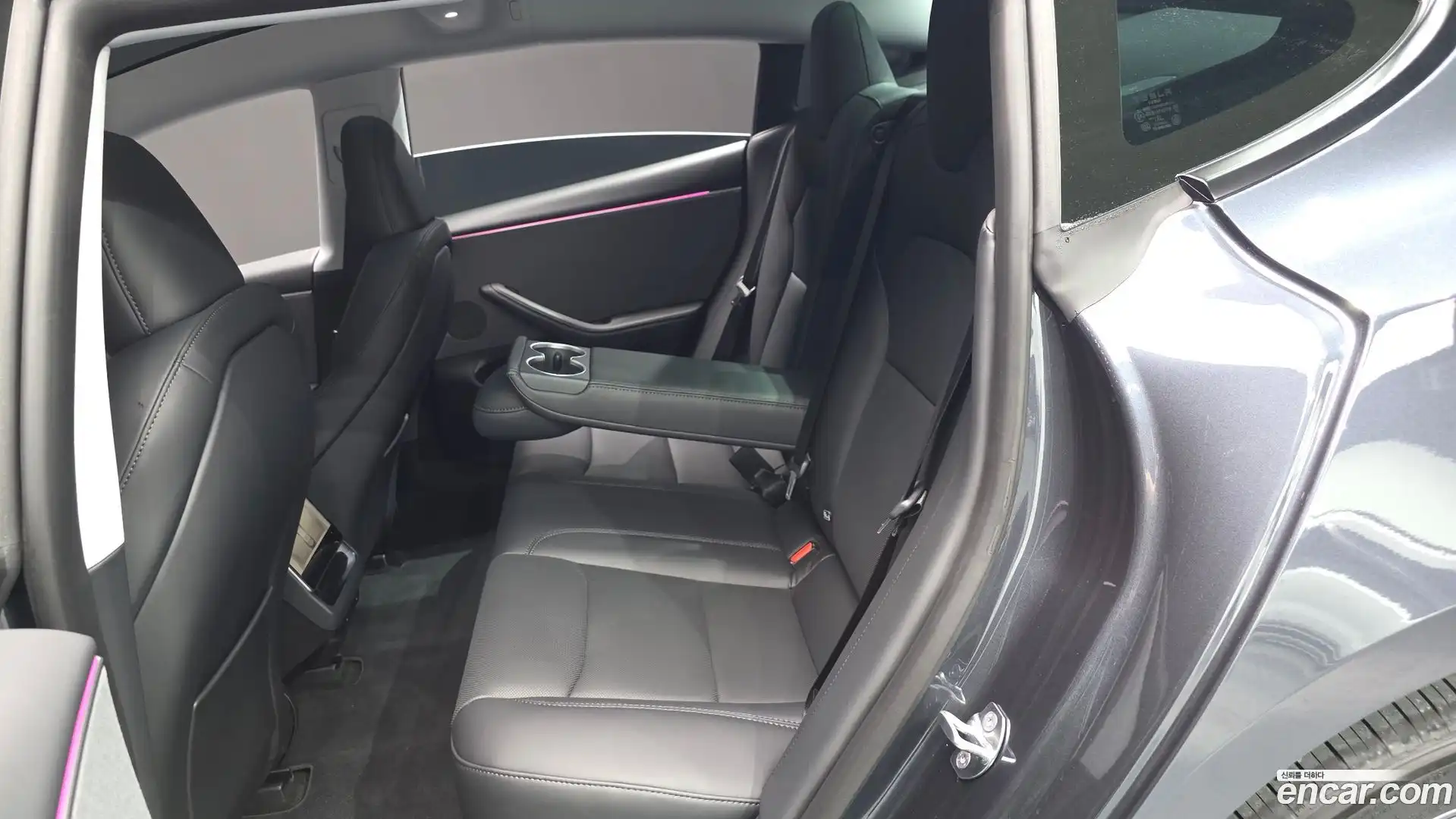 Model 3 Tesla 2026.3-OPTION-016