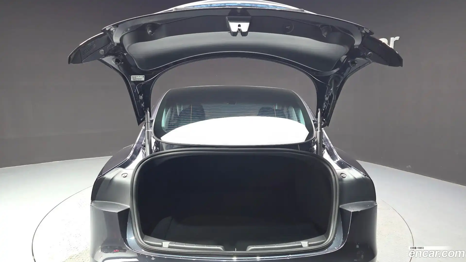Model 3 Tesla 2026.3-OPTION-022