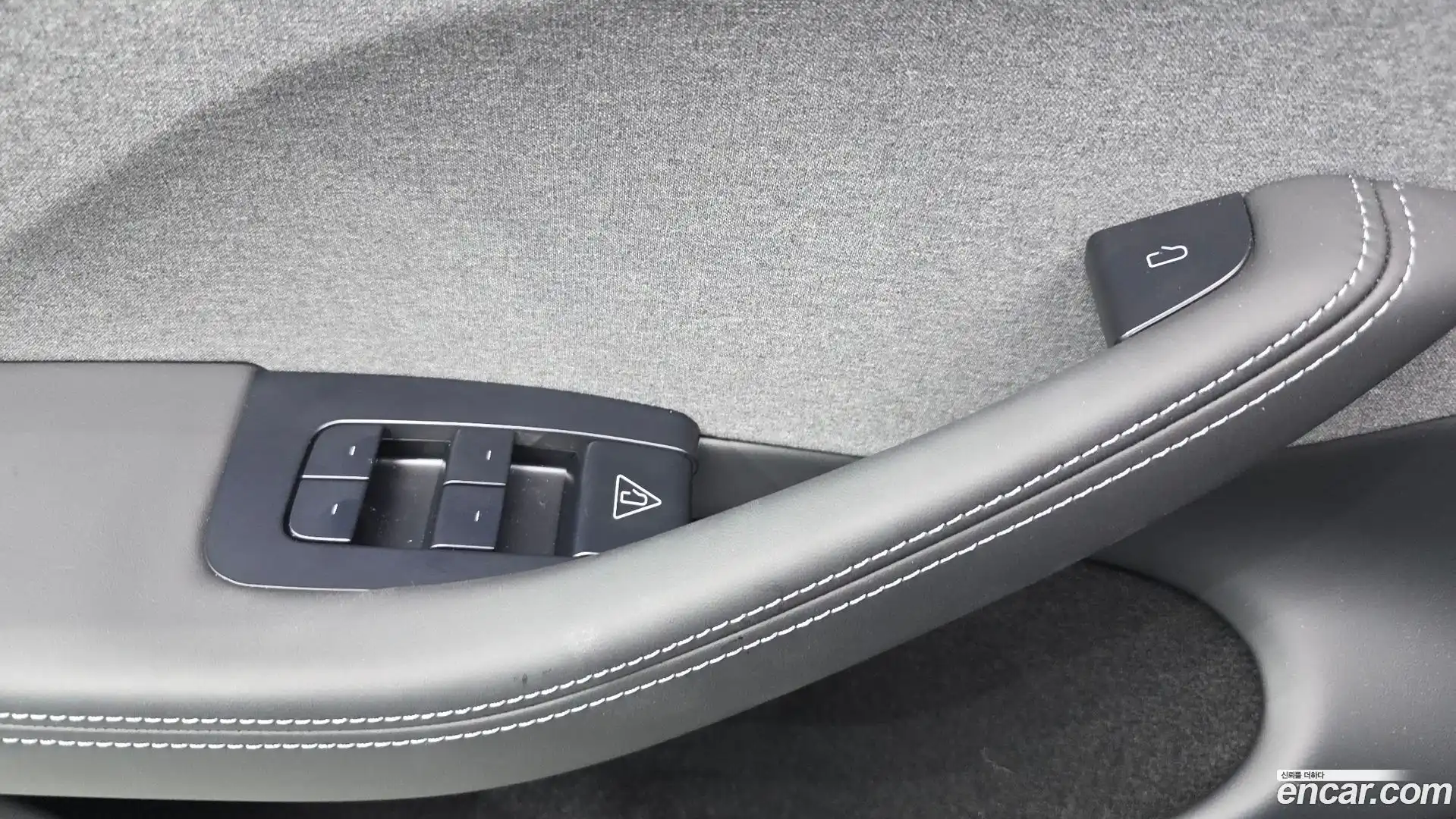 Model 3 Tesla 2026.3-OPTION-023