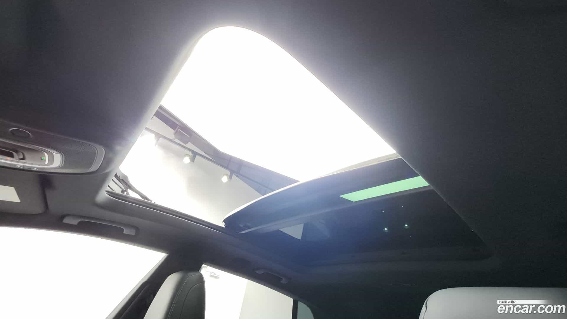 Q8 Audi 2022.7-OPTION-020