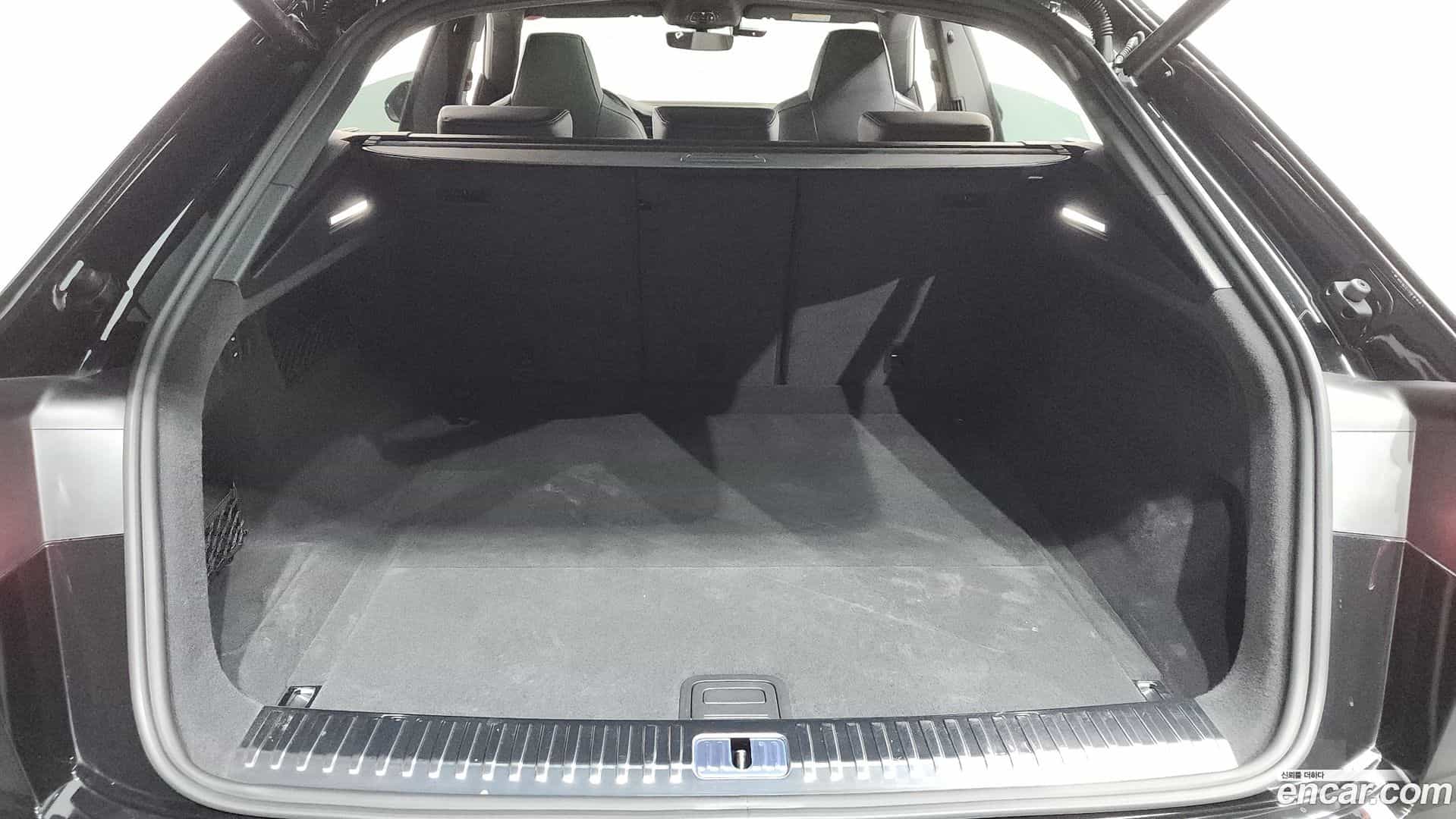Q8 Audi 2022.7-OPTION-022