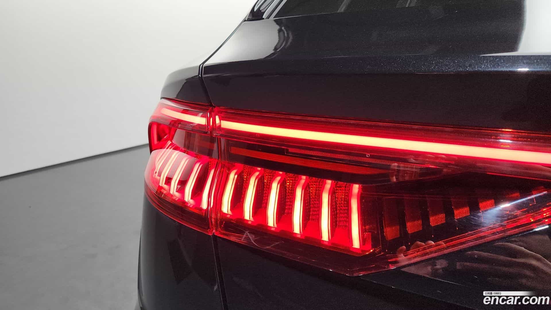 Q8 Audi 2022.7-OUTER-033
