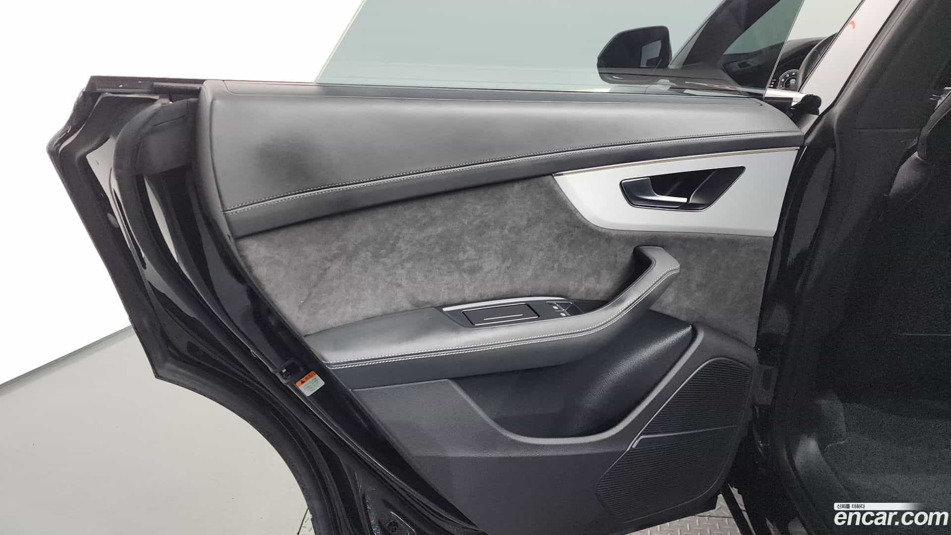Q8 Audi 2022.7-INNER-035