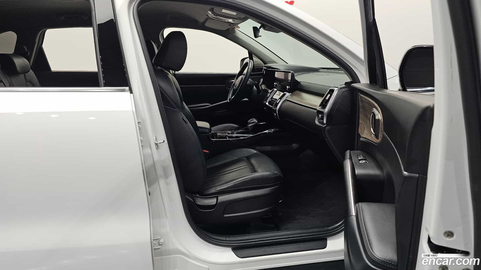 Sorento Kia 2022.7-INNER-036
