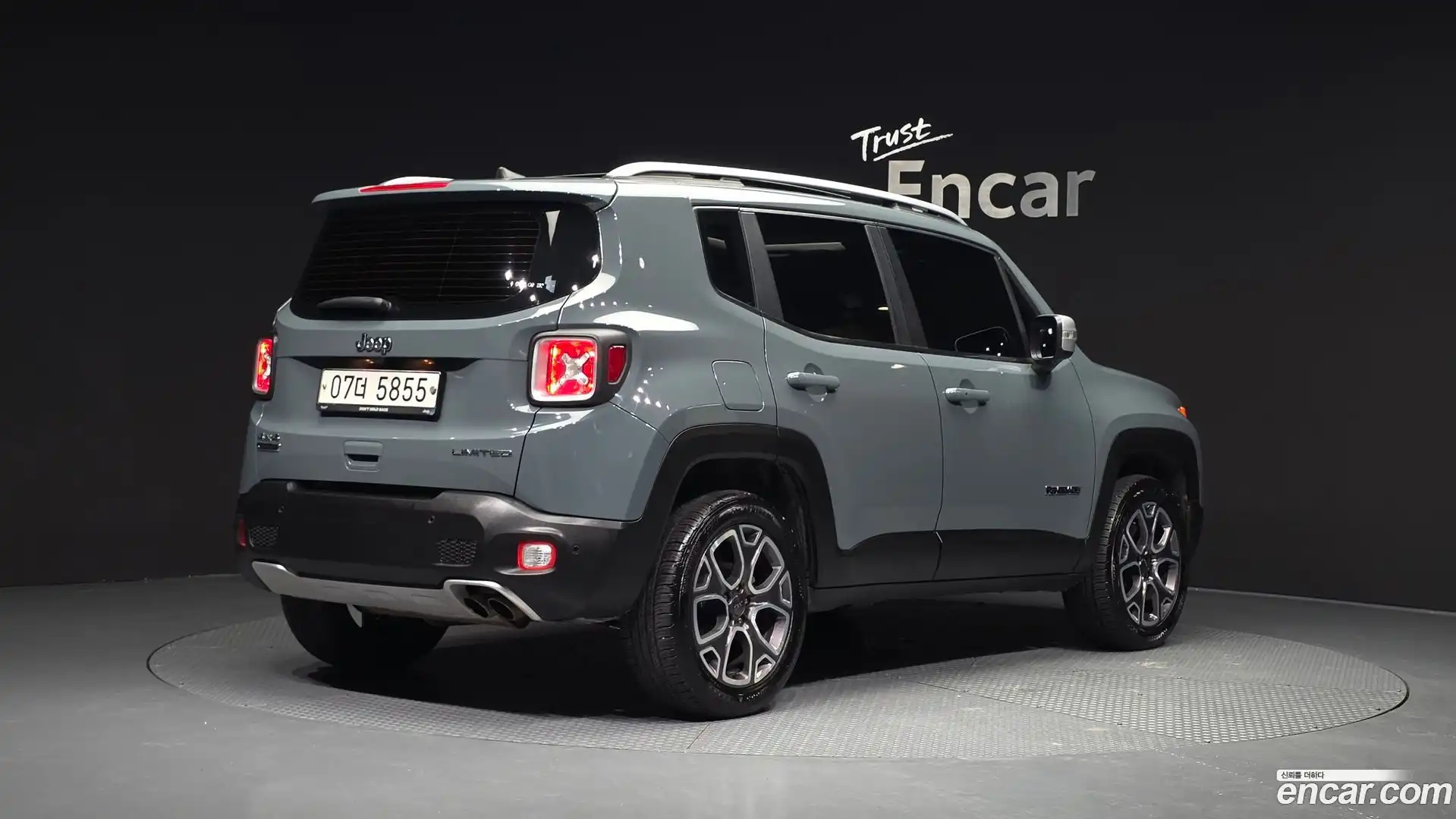 Renegade Jeep 2018.6-OUTER-002