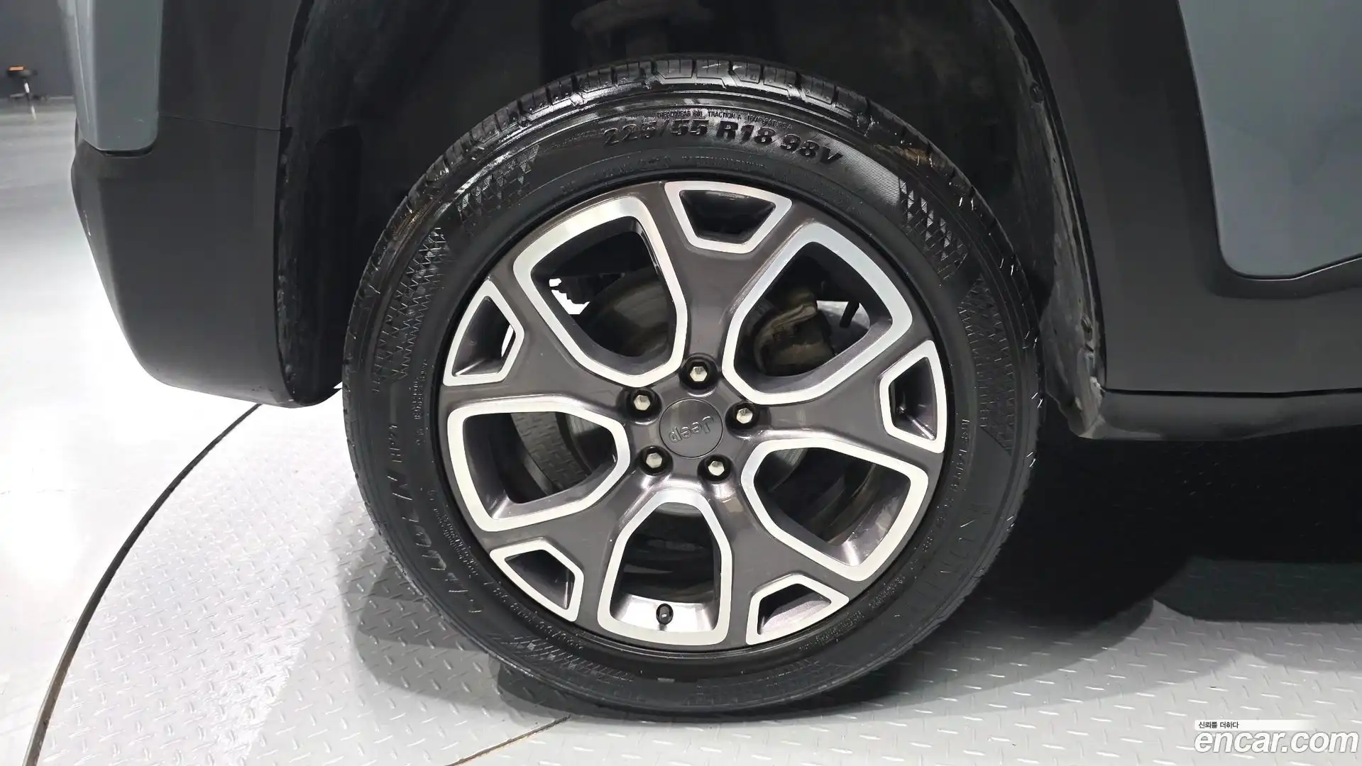 Renegade Jeep 2018.6-OUTER-005