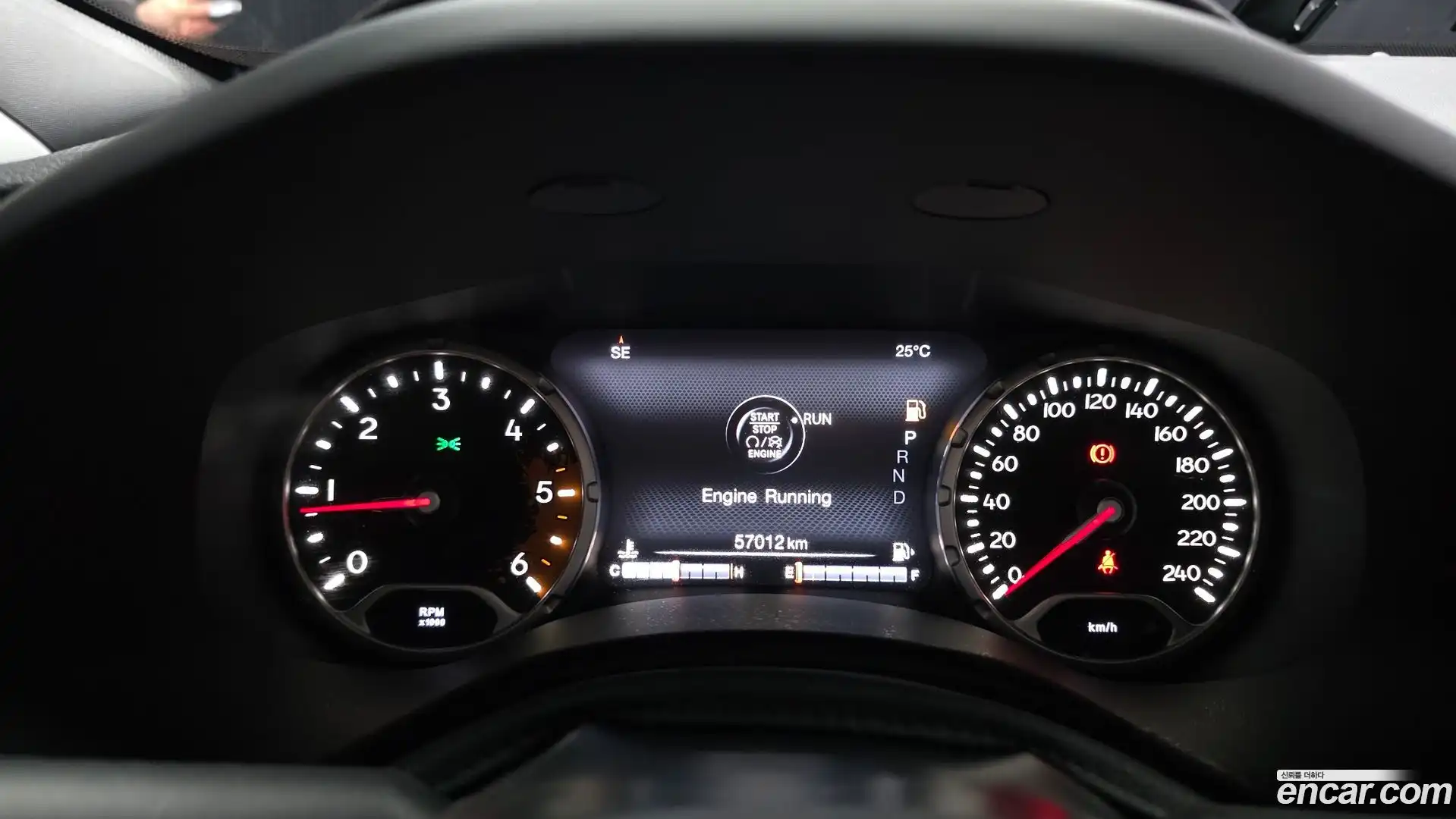 Renegade Jeep 2018.6-INNER-008