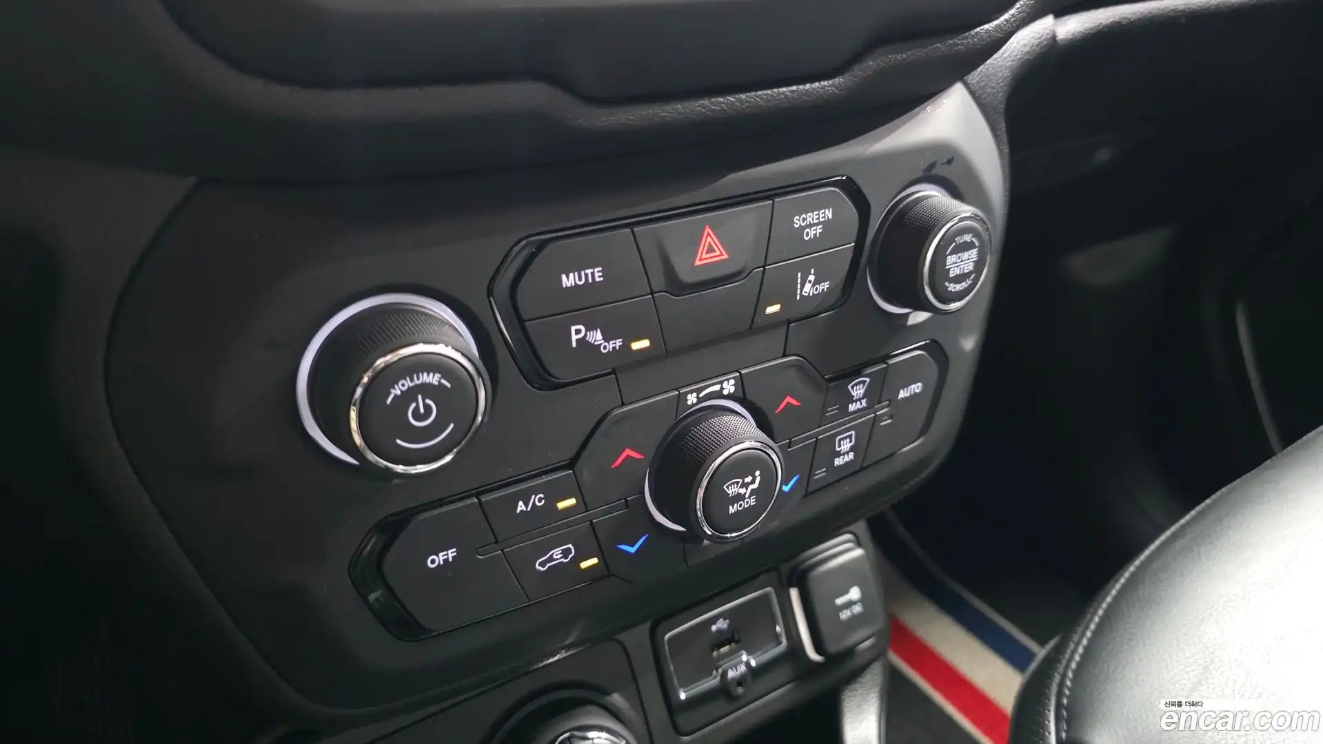 Renegade Jeep 2018.6-OPTION-021