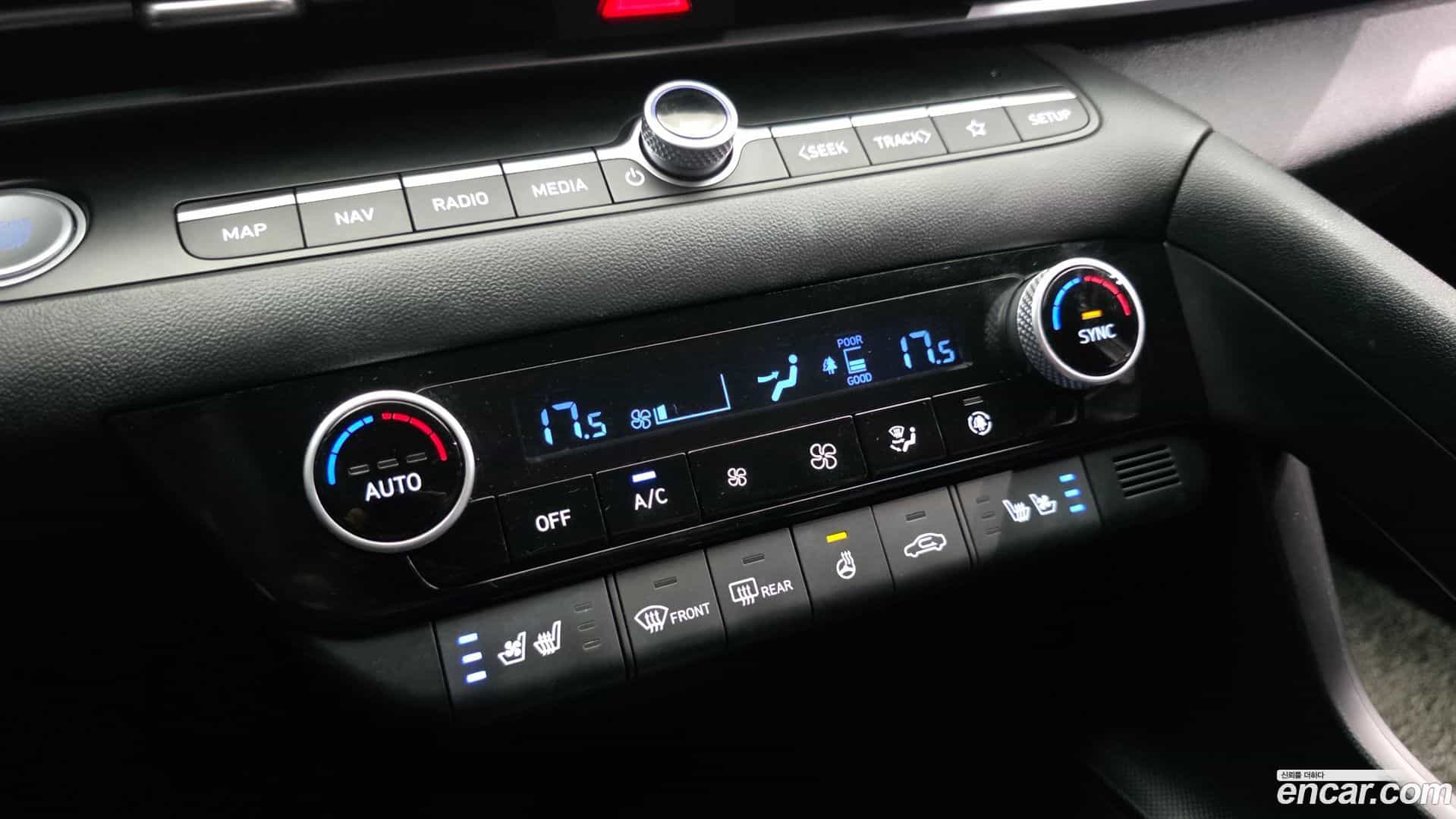 AVANTE Hyundai 2022.8-OPTION-020