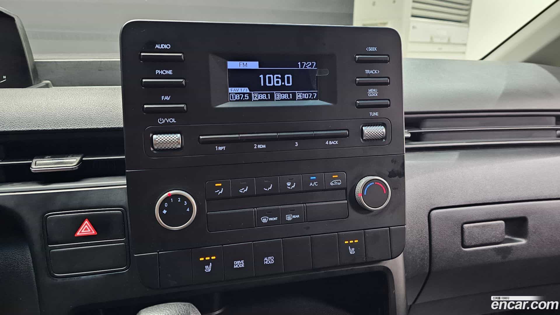 Staria Hyundai 2022.8-OPTION-018