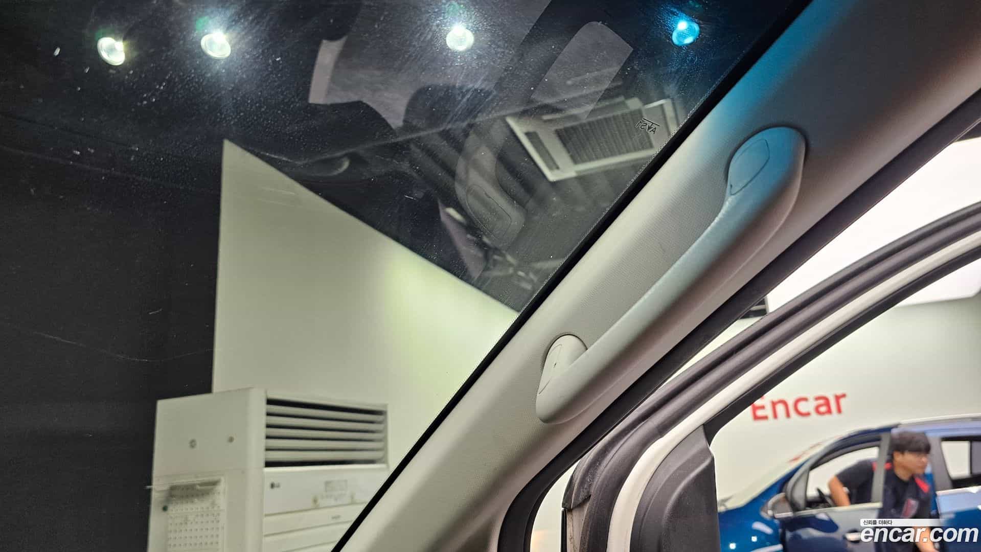 Staria Hyundai 2022.8-OPTION-041
