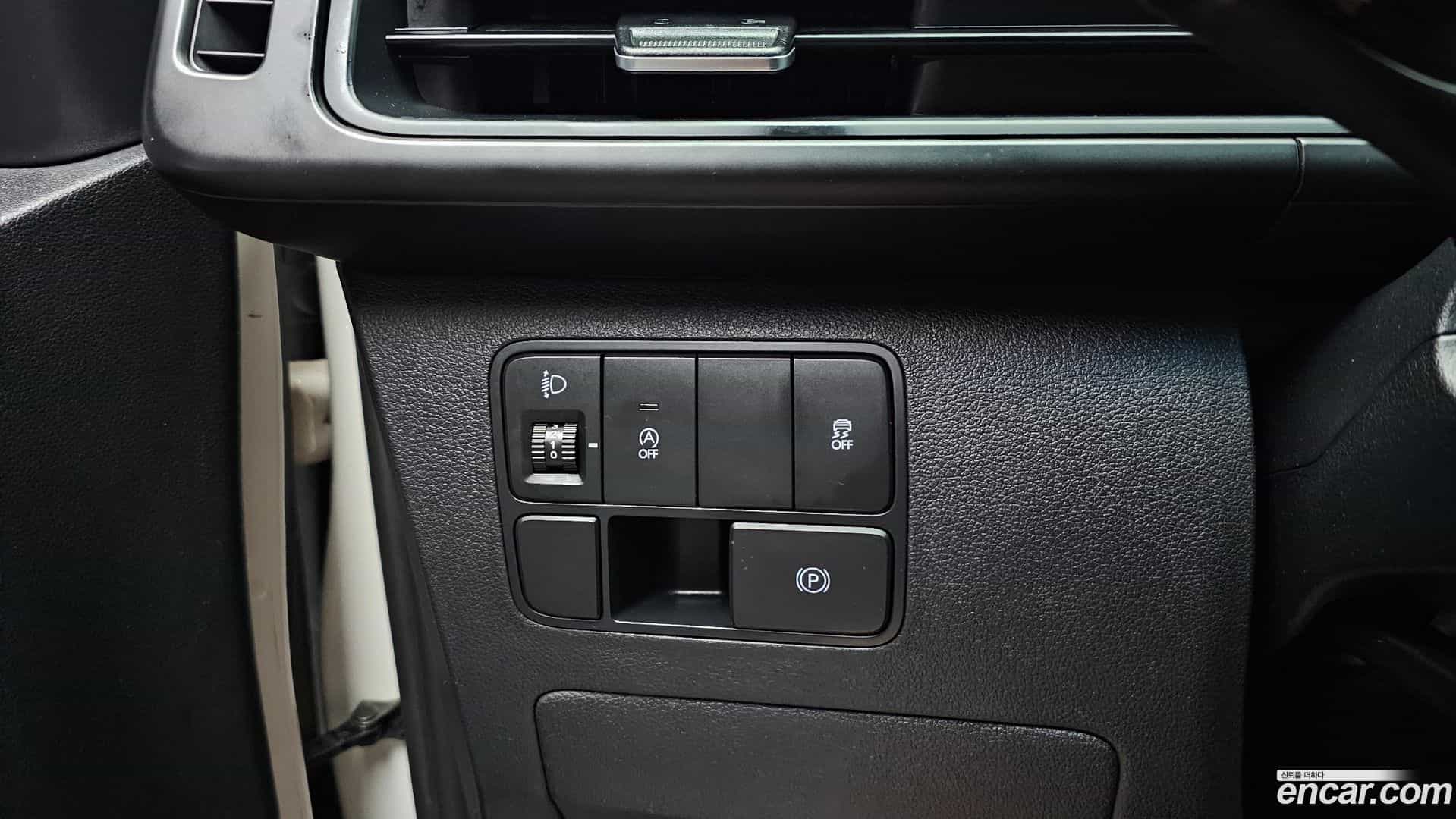 Staria Hyundai 2022.8-OPTION-042