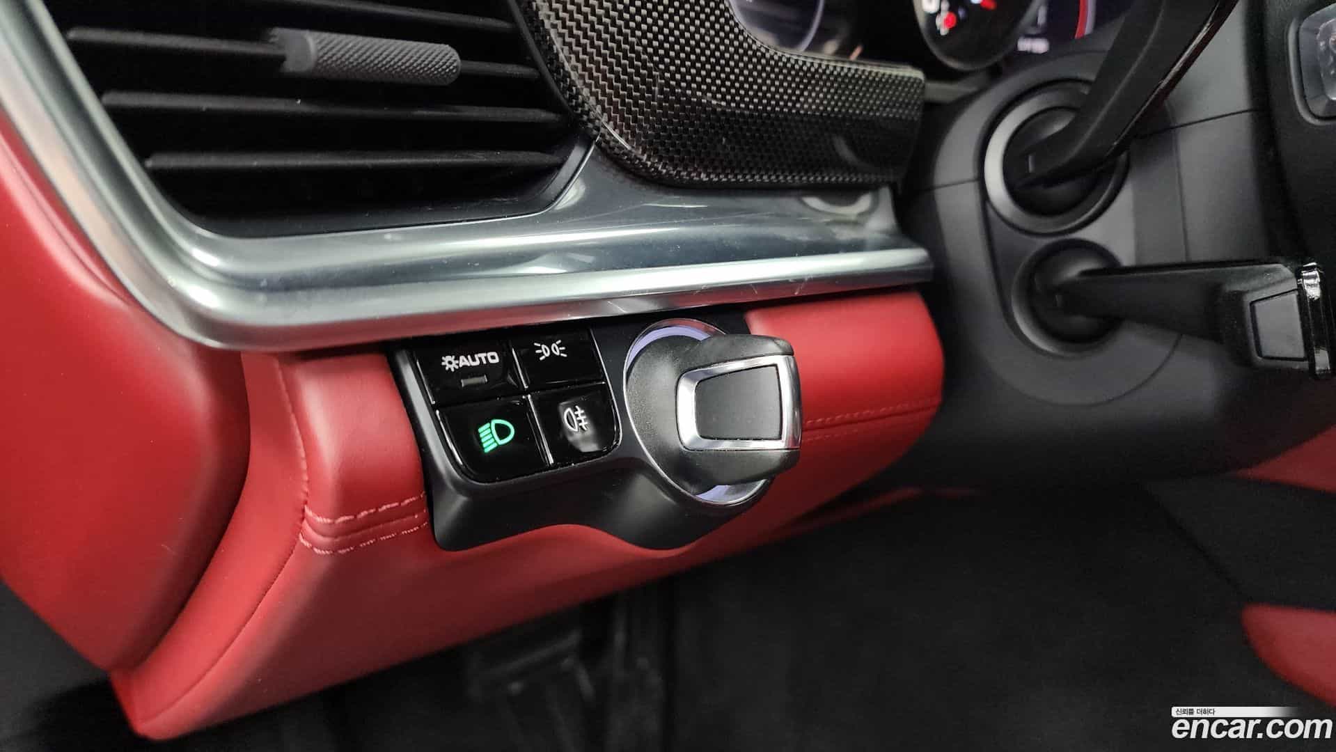 Panamera Porsche 2018.9-OPTION-020