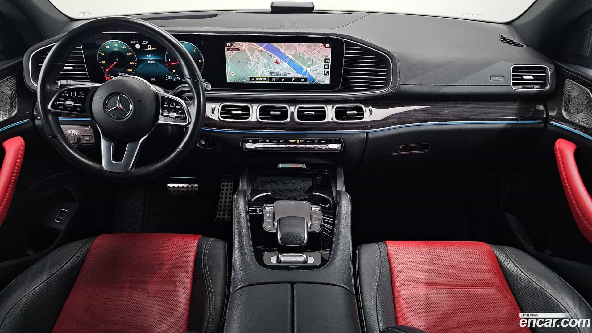 GLE-Class Mercedes-Benz 2023.4-INNER-007