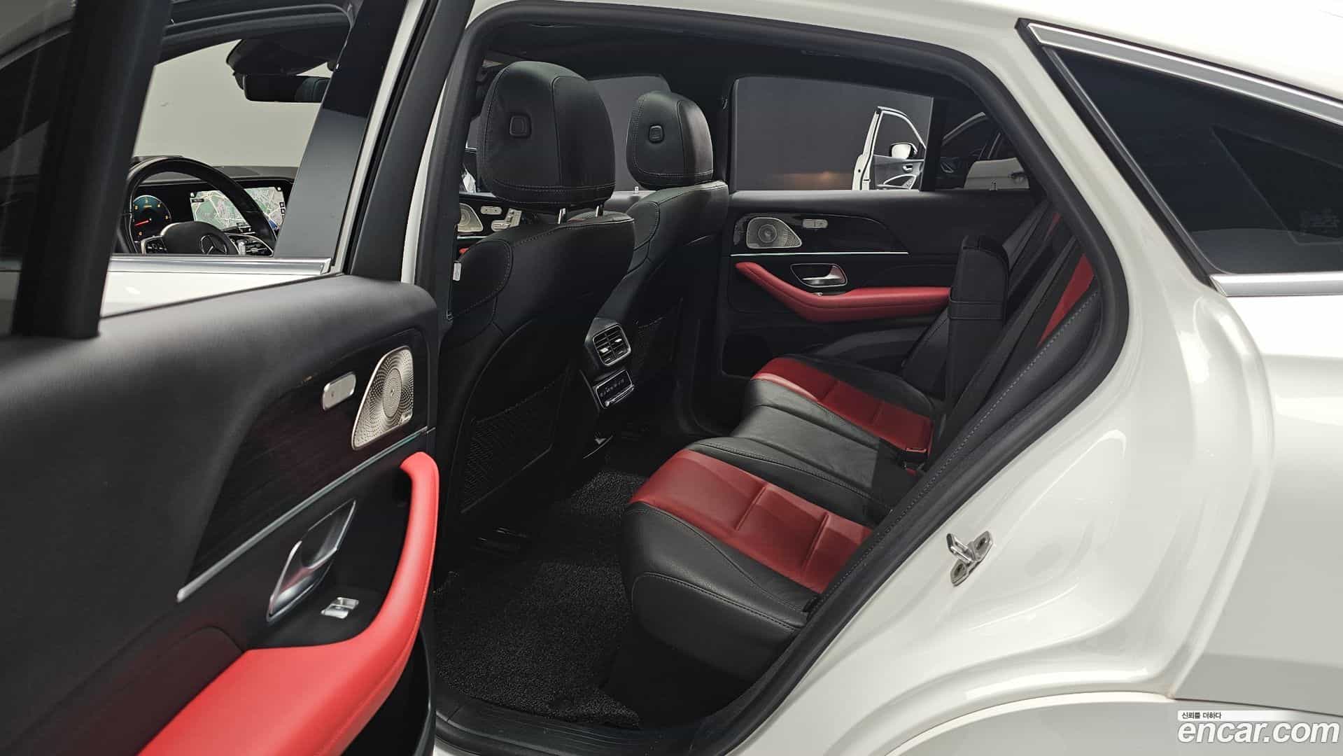 GLE-Class Mercedes-Benz 2023.4-OPTION-016