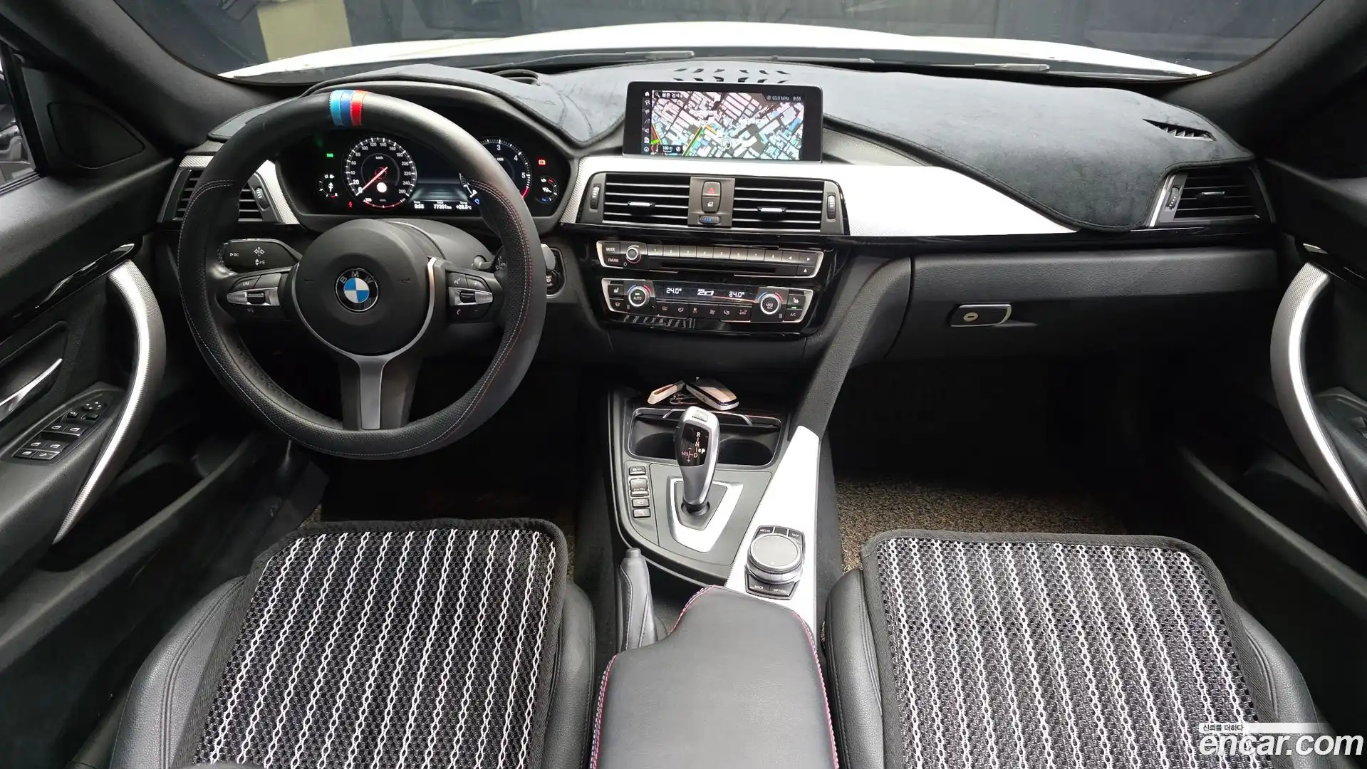 Gran Turismo BMW 2020.9-INNER-007
