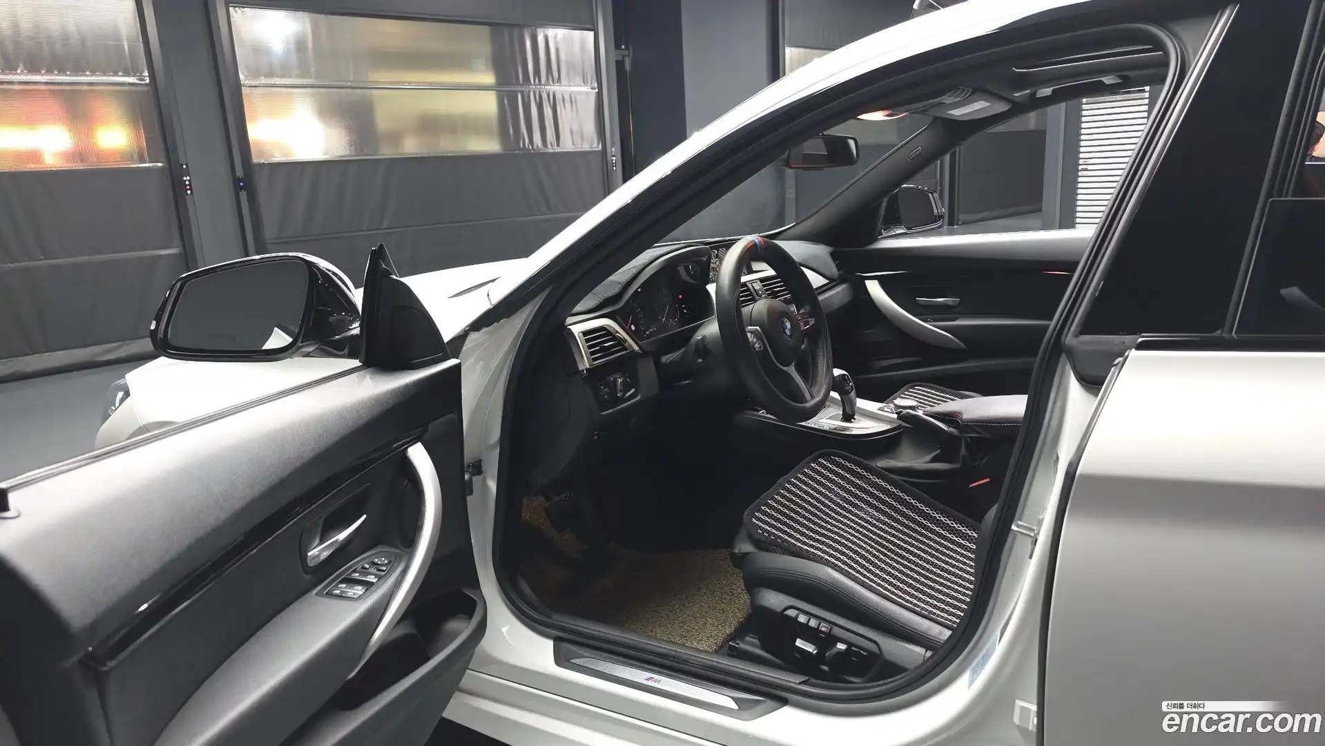 Gran Turismo BMW 2020.9-INNER-010
