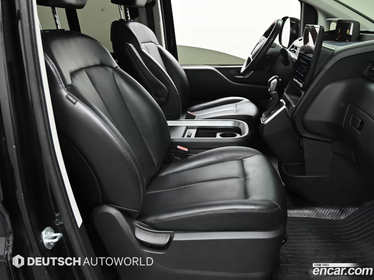 Staria Hyundai 2023.2-INNER-010