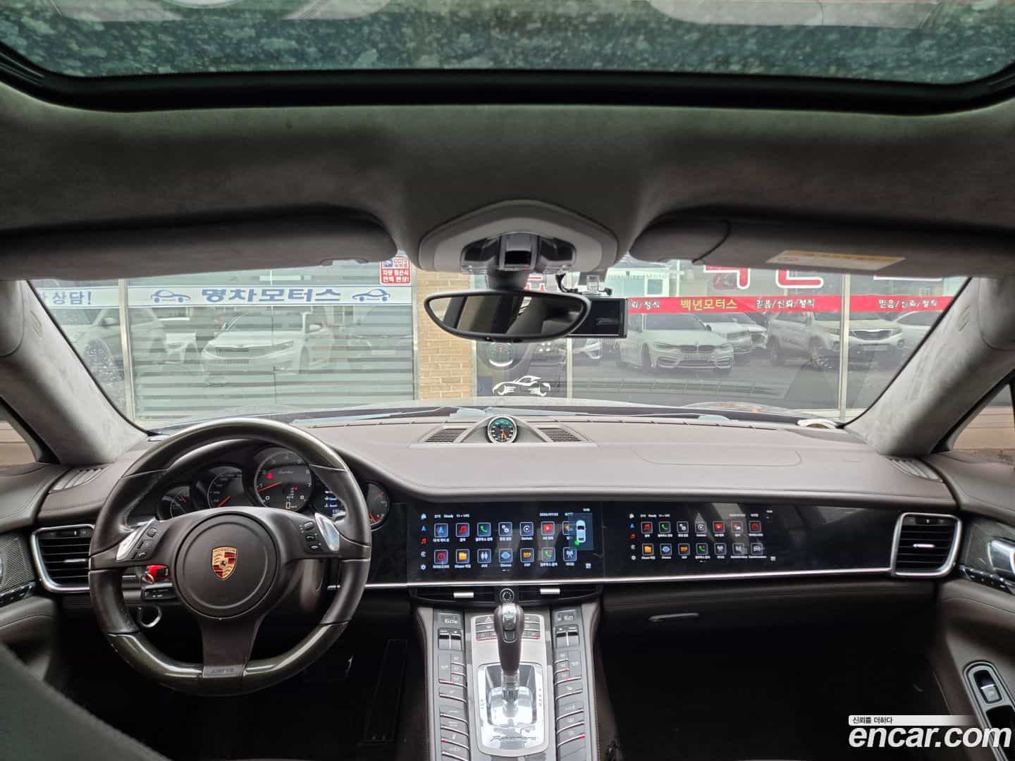 Panamera Porsche 2009.11-INNER-010