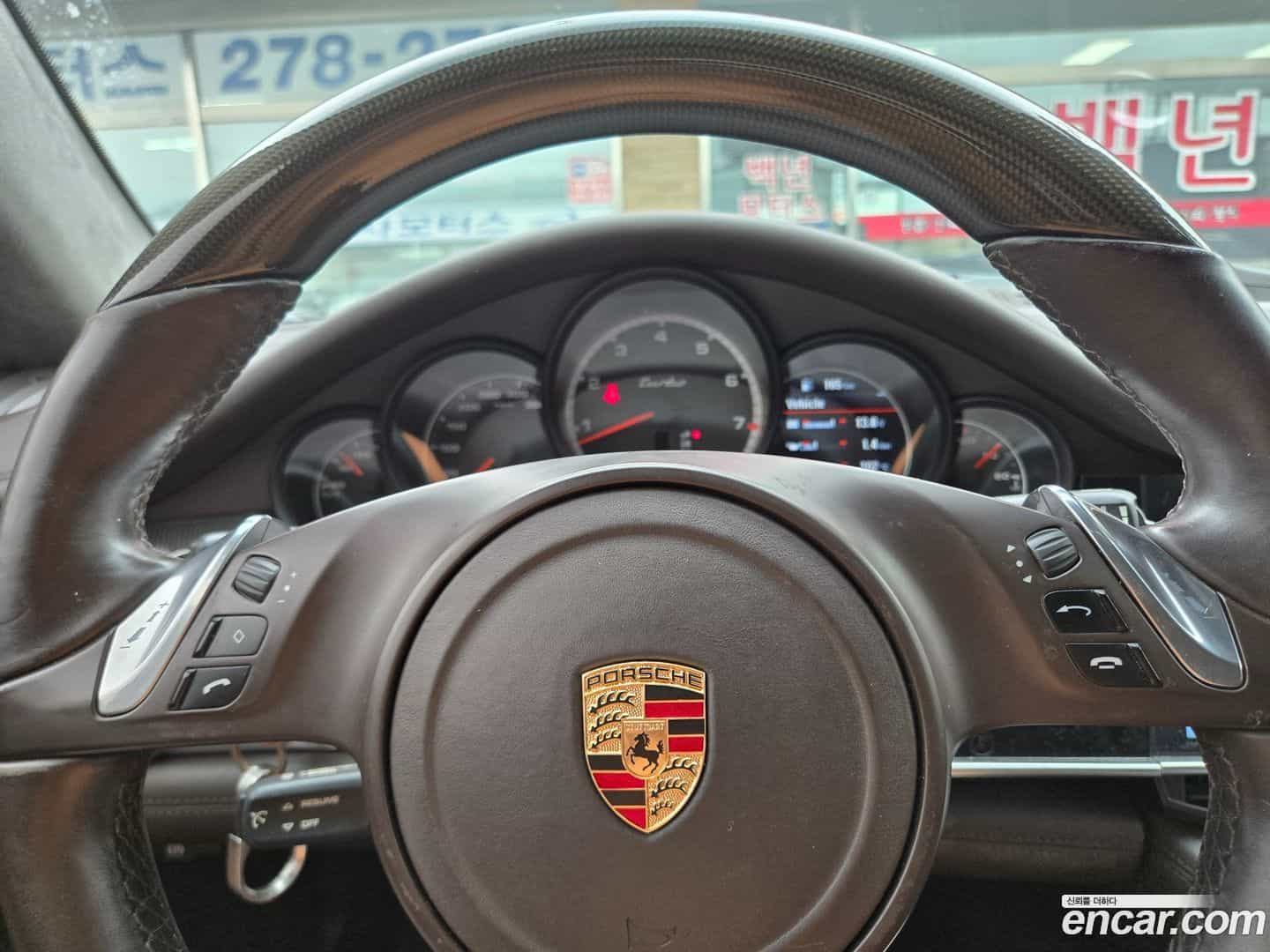 Panamera Porsche 2009.11-OPTION-015