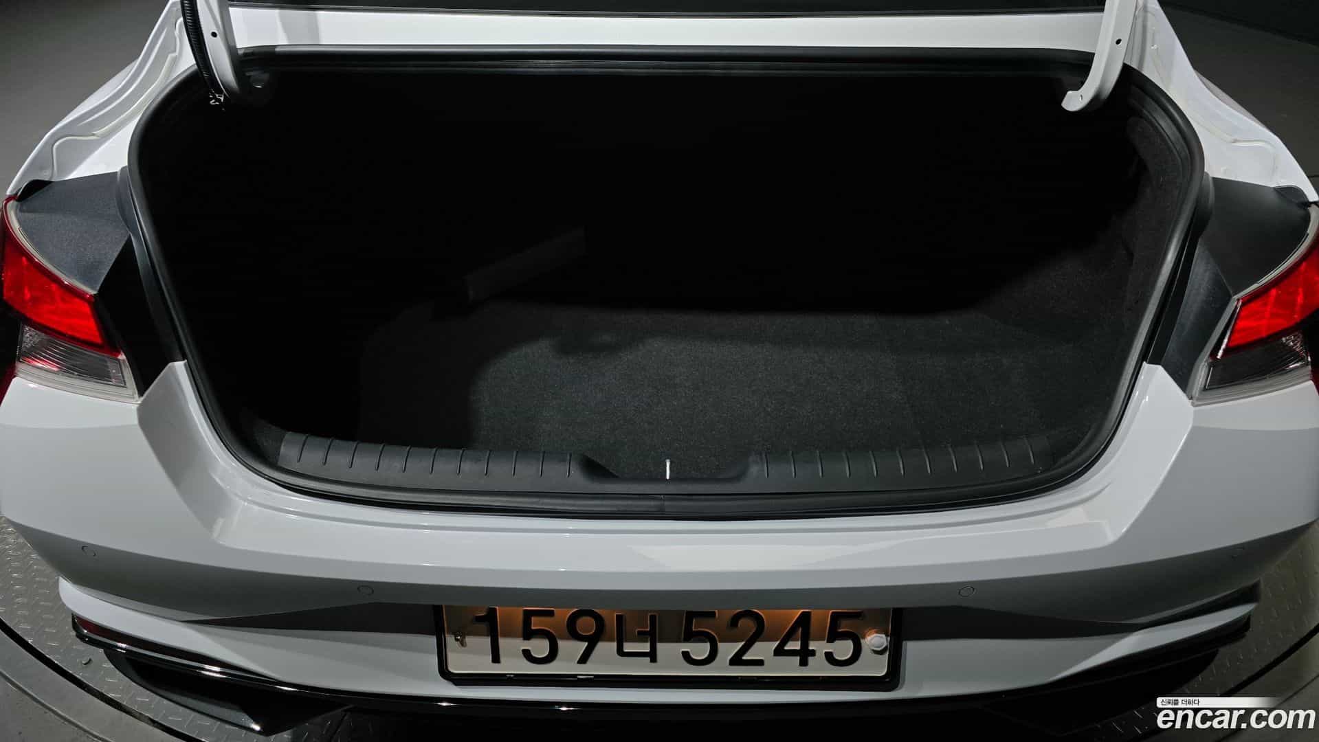 AVANTE Hyundai 2020.4-OPTION-024