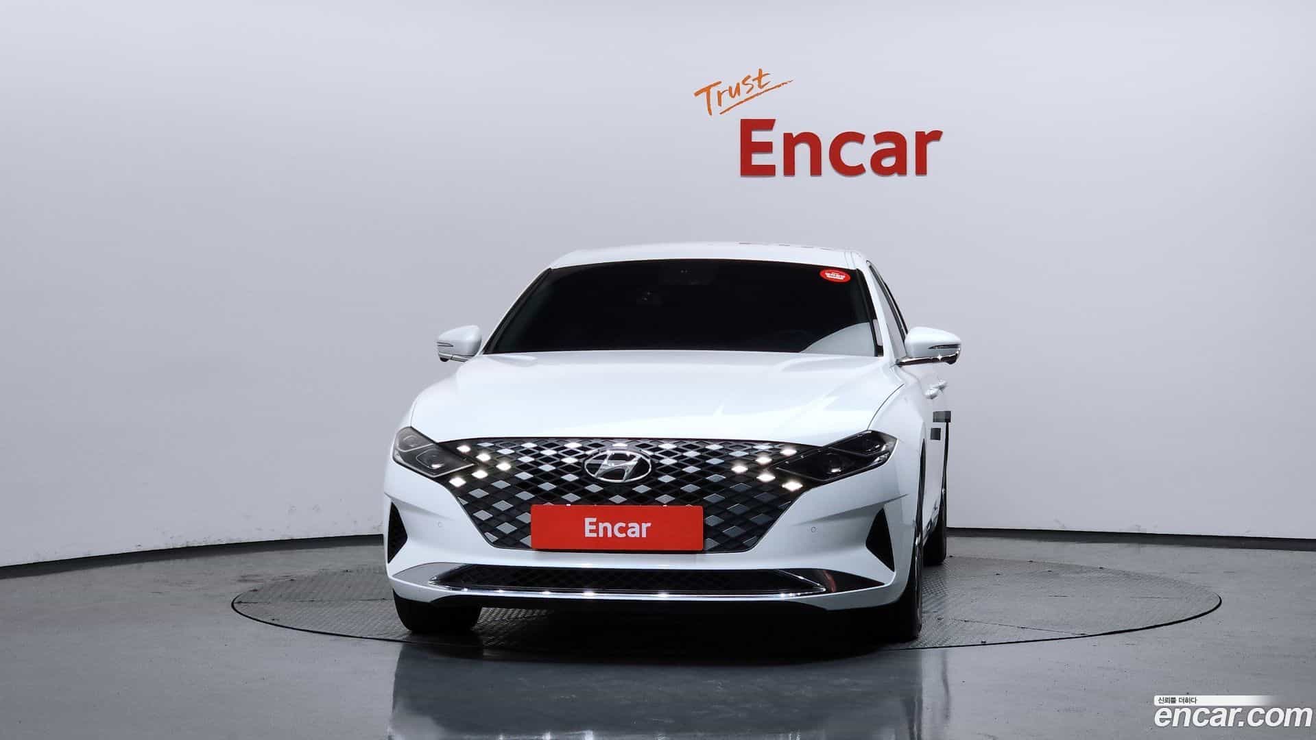 Grandeur Hyundai 2020.10-OUTER-003