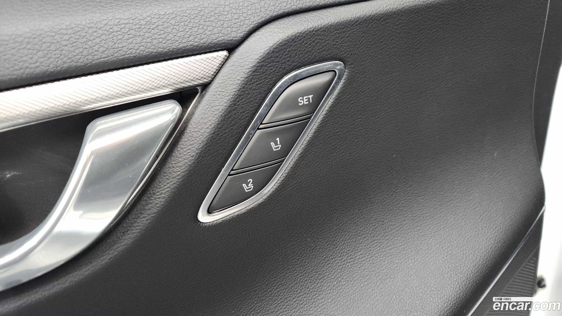 Grandeur Hyundai 2020.10-OPTION-047