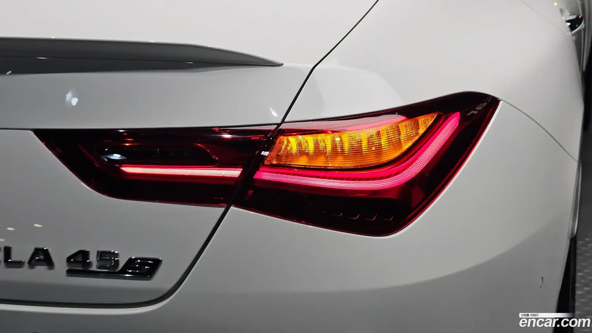 CLA-Class Mercedes-Benz 2025.8-OUTER-033