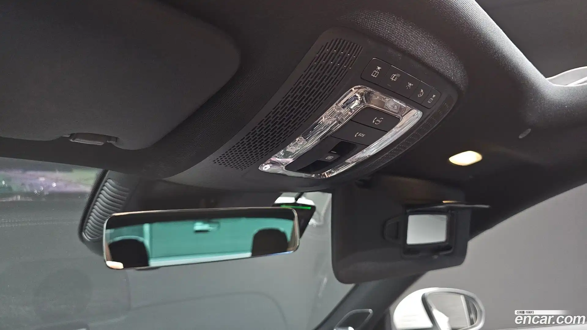 CLA-Class Mercedes-Benz 2025.8-OPTION-041